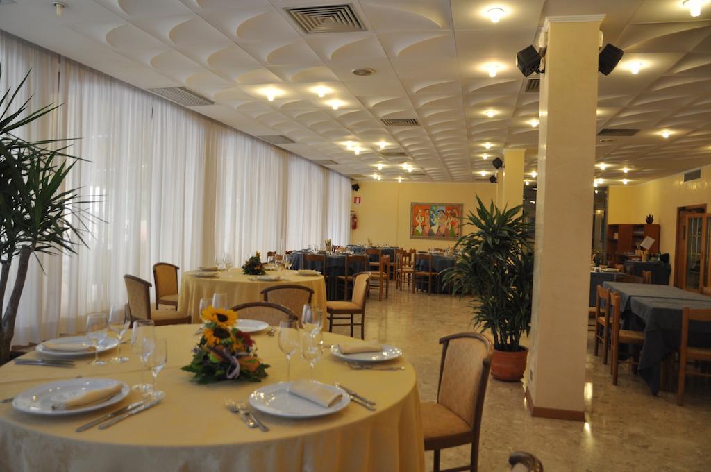Hotel Terme Di San Vittore Дженга Экстерьер фото
