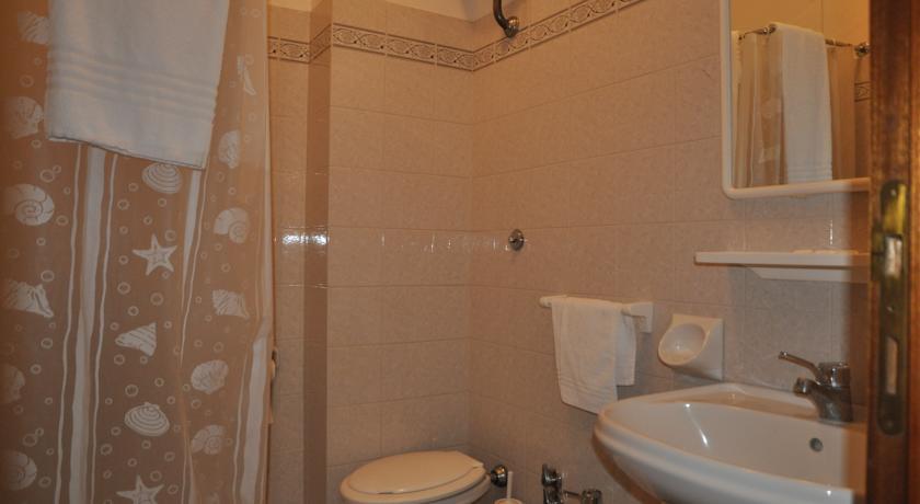 Hotel Terme Di San Vittore Дженга Номер фото